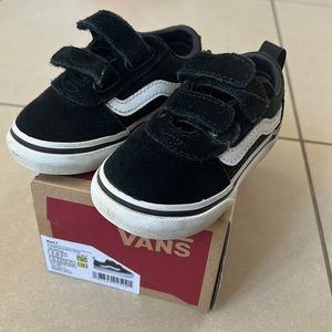 Vans toddler sneakers size 5